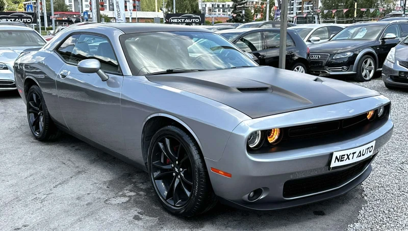Dodge Challenger SXT Plus, снимка 3 - Автомобили и джипове - 51385401