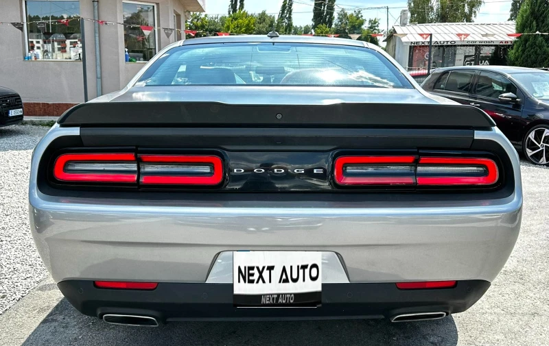 Dodge Challenger SXT Plus, снимка 6 - Автомобили и джипове - 51385401