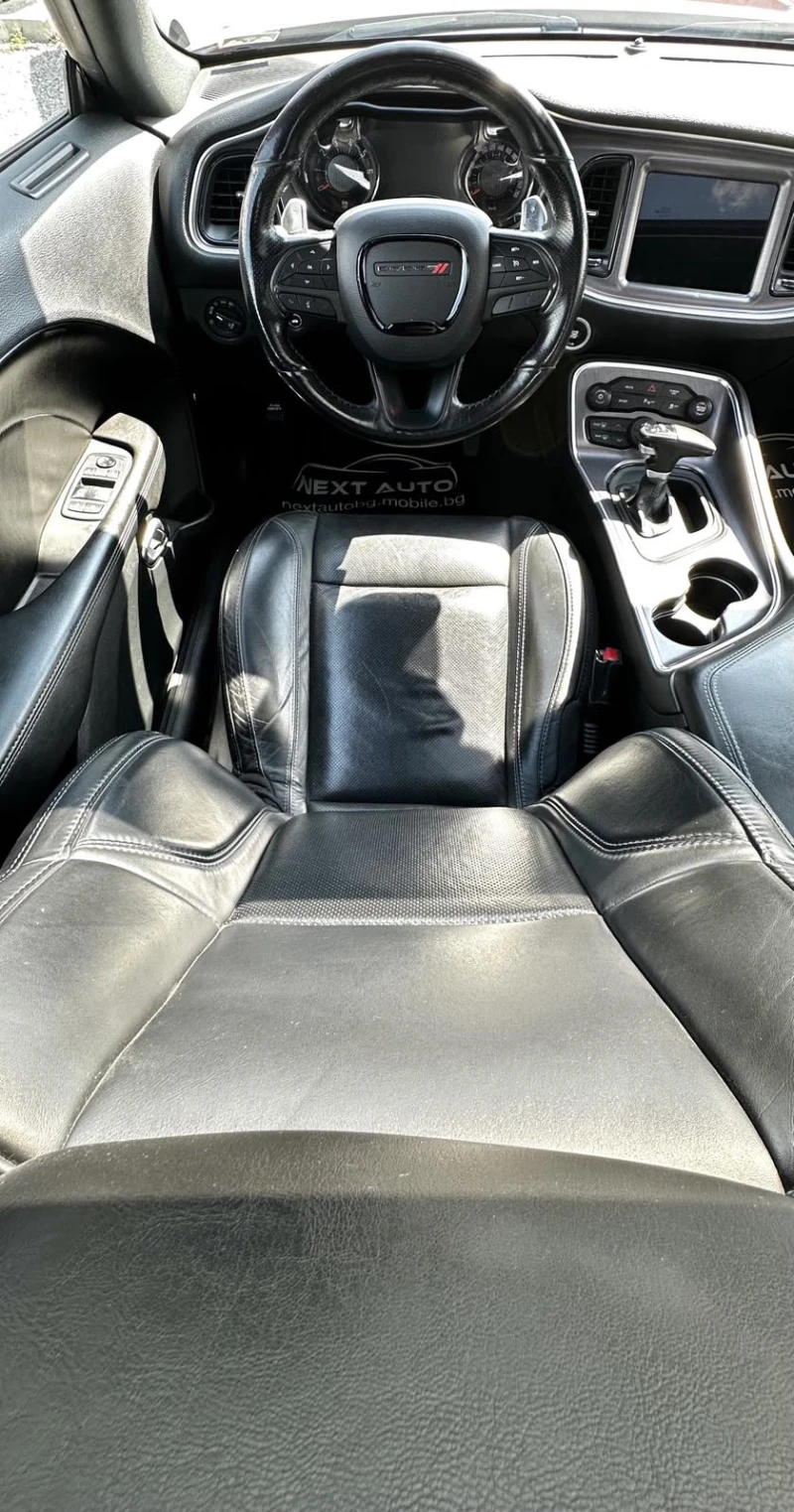 Dodge Challenger SXT Plus, снимка 10 - Автомобили и джипове - 51385401