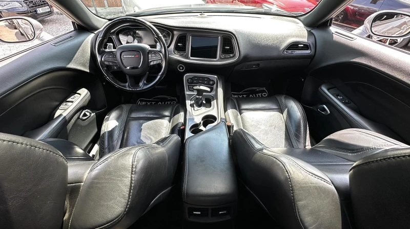 Dodge Challenger SXT Plus, снимка 9 - Автомобили и джипове - 51385401