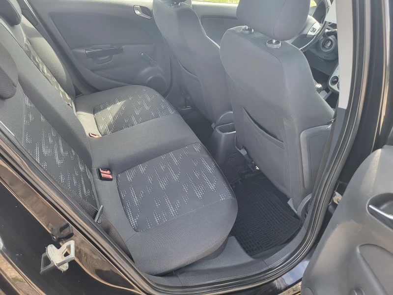Opel Corsa 1.2i, снимка 12 - Автомобили и джипове - 51609130
