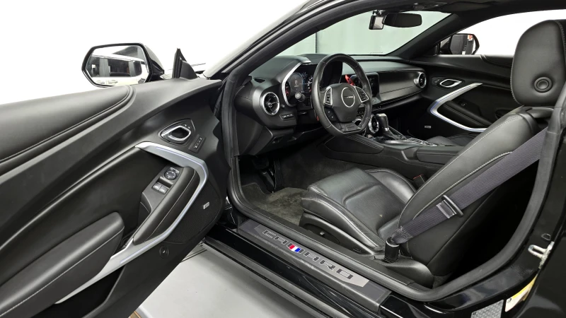 Chevrolet Camaro S6 6.2 V8, снимка 10 - Автомобили и джипове - 51903170