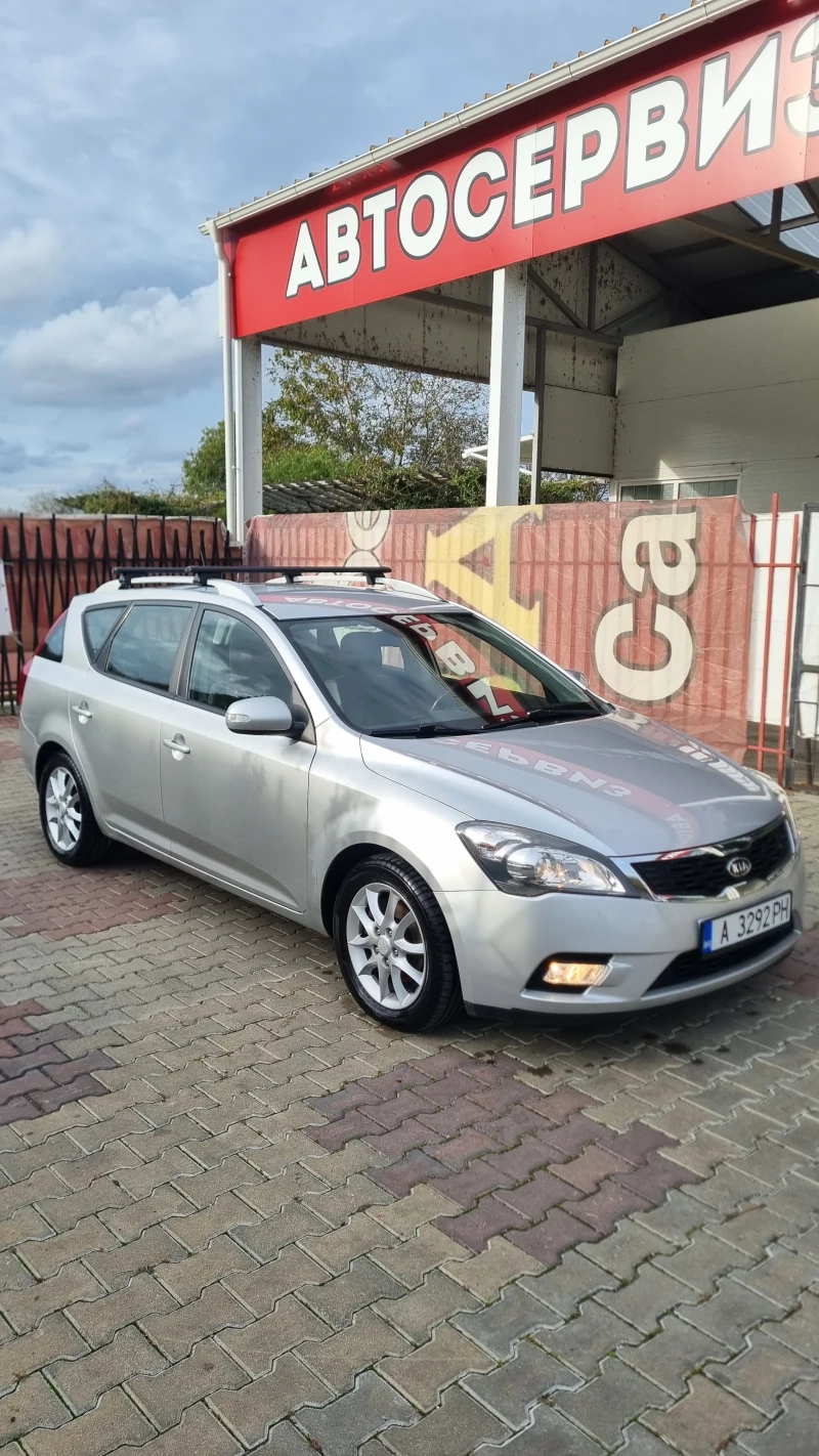 Kia Ceed, снимка 2 - Автомобили и джипове - 52654331