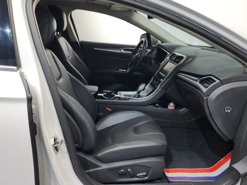 Ford Mondeo 2.0 TDCI, снимка 11 - Автомобили и джипове - 53724462