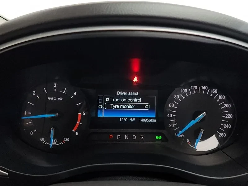 Ford Mondeo 2.0 TDCI - изображение 8