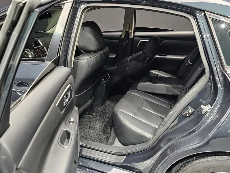Nissan Altima Smart L33 2.5 Бензин, снимка 10 - Автомобили и джипове - 55470836