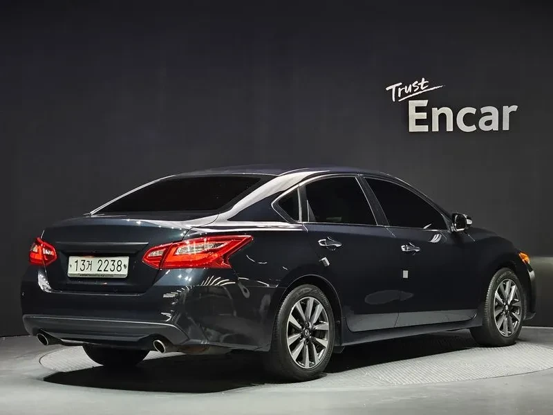 Nissan Altima Smart L33 2.5 Бензин, снимка 2 - Автомобили и джипове - 55470836
