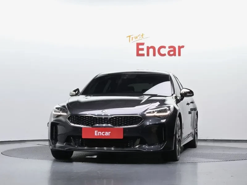 Kia Stinger 3.3 2WD GT - САМО 30% АВАНС , снимка 3 - Автомобили и джипове - 55998798