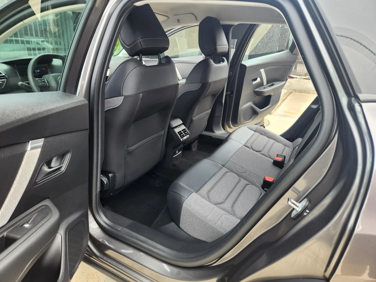 Citroen C4 NEW CAR 2024  PureTech-EAT8- | Mobile.bg   14