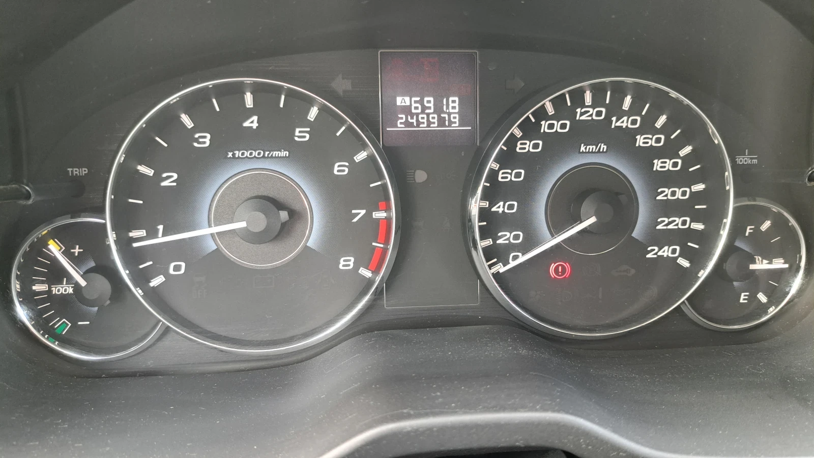 Subaru Legacy 2.0i 150hp - изображение 5