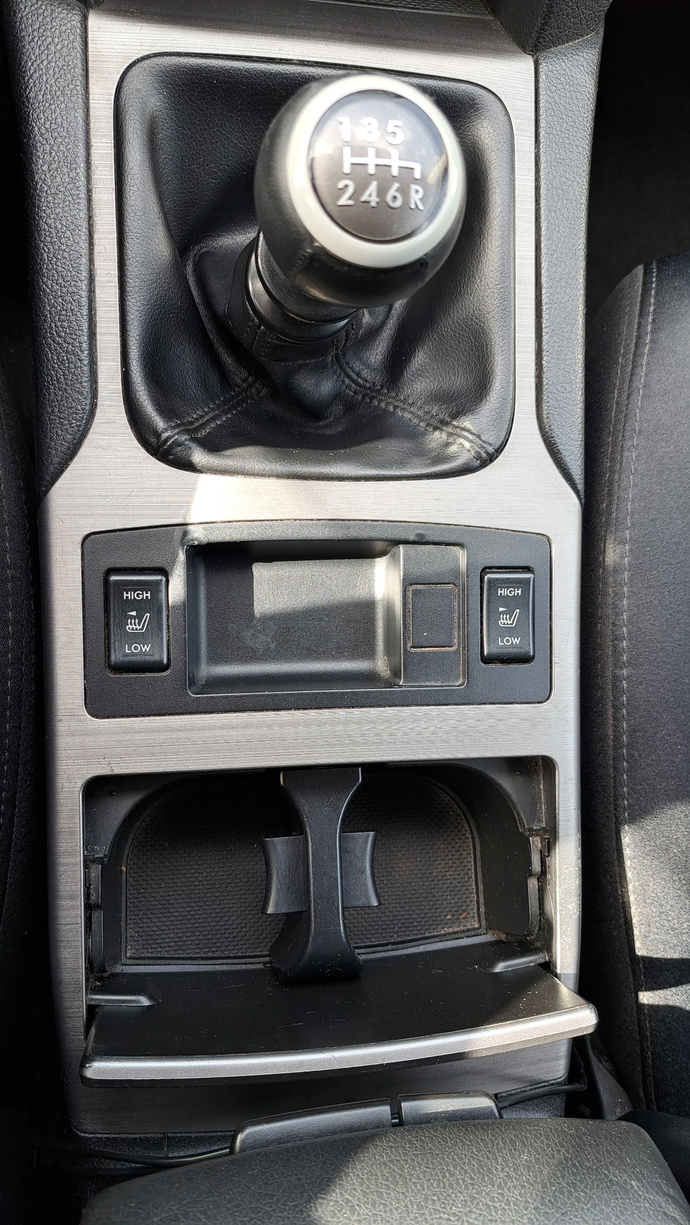 Subaru Legacy 2.0i 150hp - изображение 8