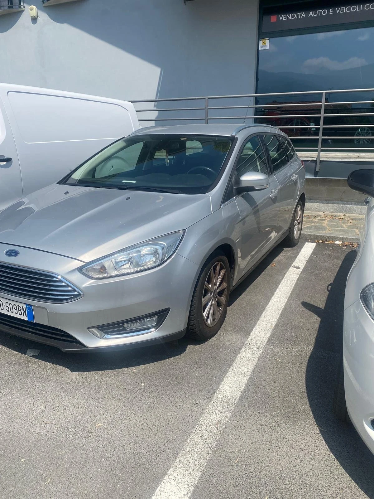 Ford Focus 1.5tdci 120кс  НАЛИЧНА В БГ - изображение 3