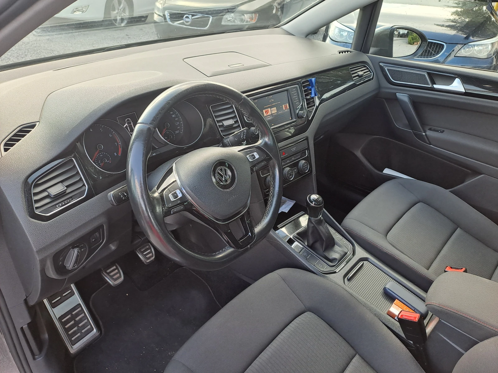 VW Sportsvan 1.4  TSI - изображение 8