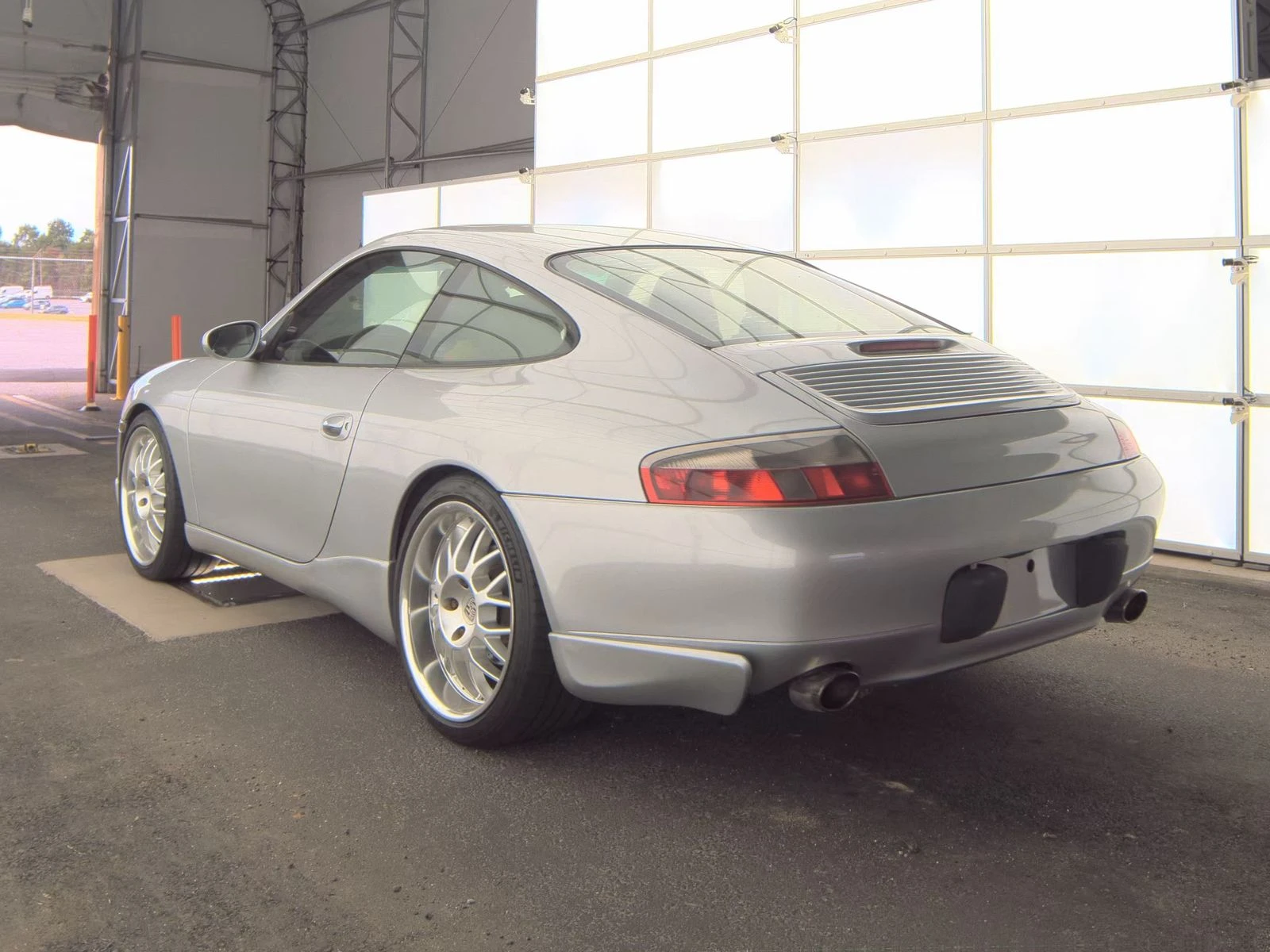 Porsche 911 CARRERA* 3.4L 6 Cyl* ЗА ЦЕНИТЕЛИ - изображение 5