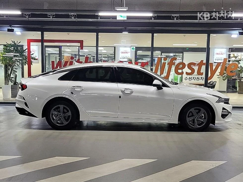 Kia K5 2.0 LPi - ФАБРИЧНО ЛИЗИНГ БЕЗ ПЪРВОНАЧАЛНА ВНОСКА - изображение 3