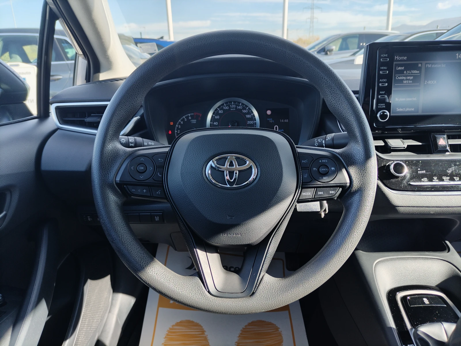 Toyota Corolla 1.5/125к.с/ COMFORT - изображение 9