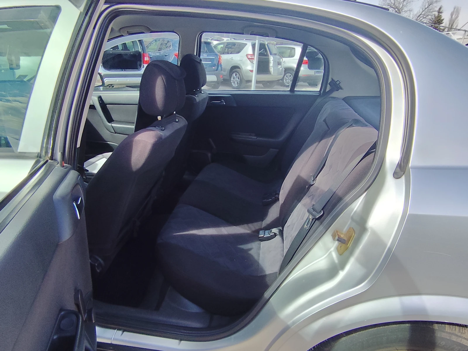 Opel Astra 1.6i* KLIMA*  - изображение 10