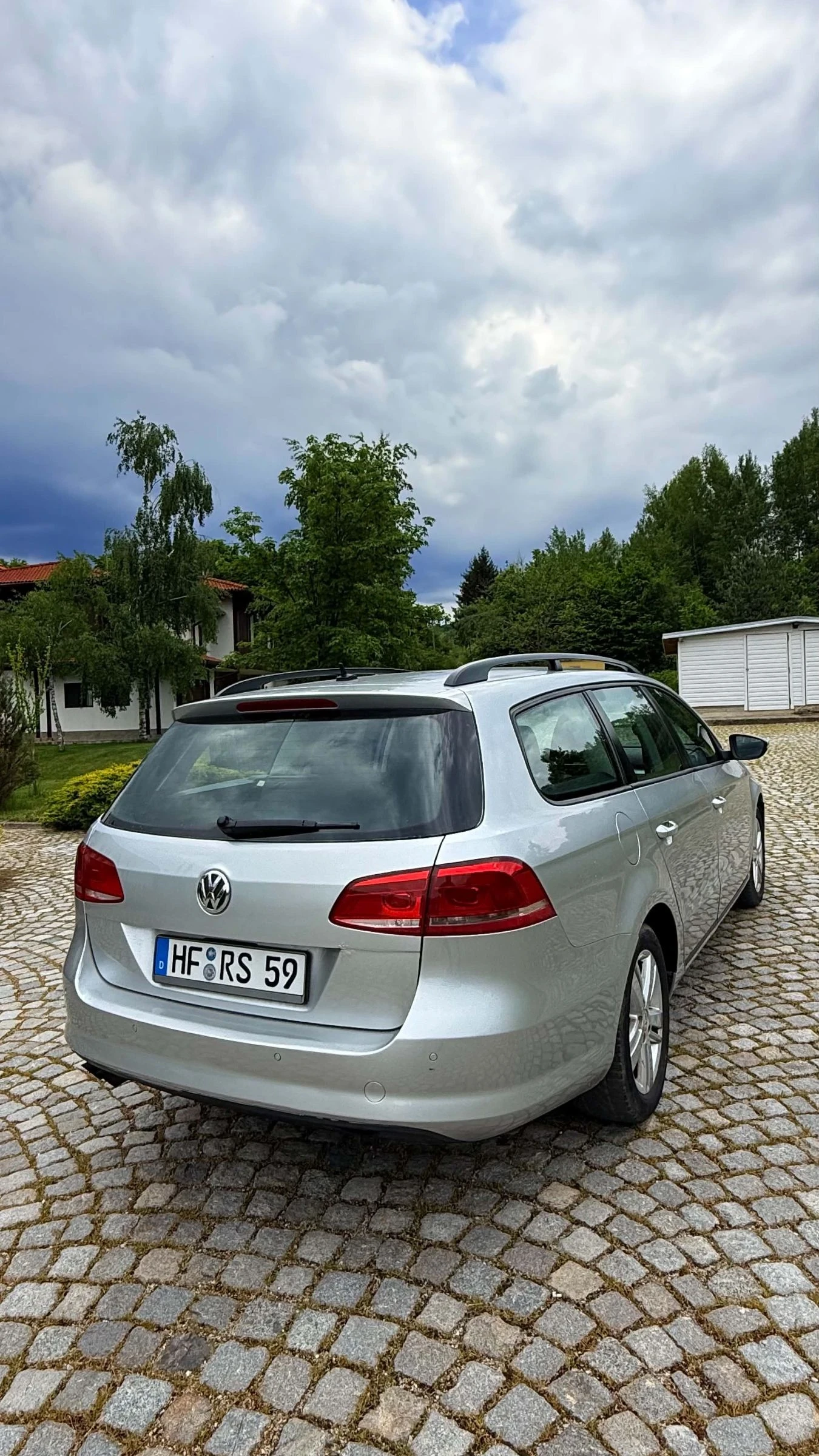 VW Passat 2.0 тди  170к.с. 2012г.  Автомат, снимка 4 - Автомобили и джипове - 54607963