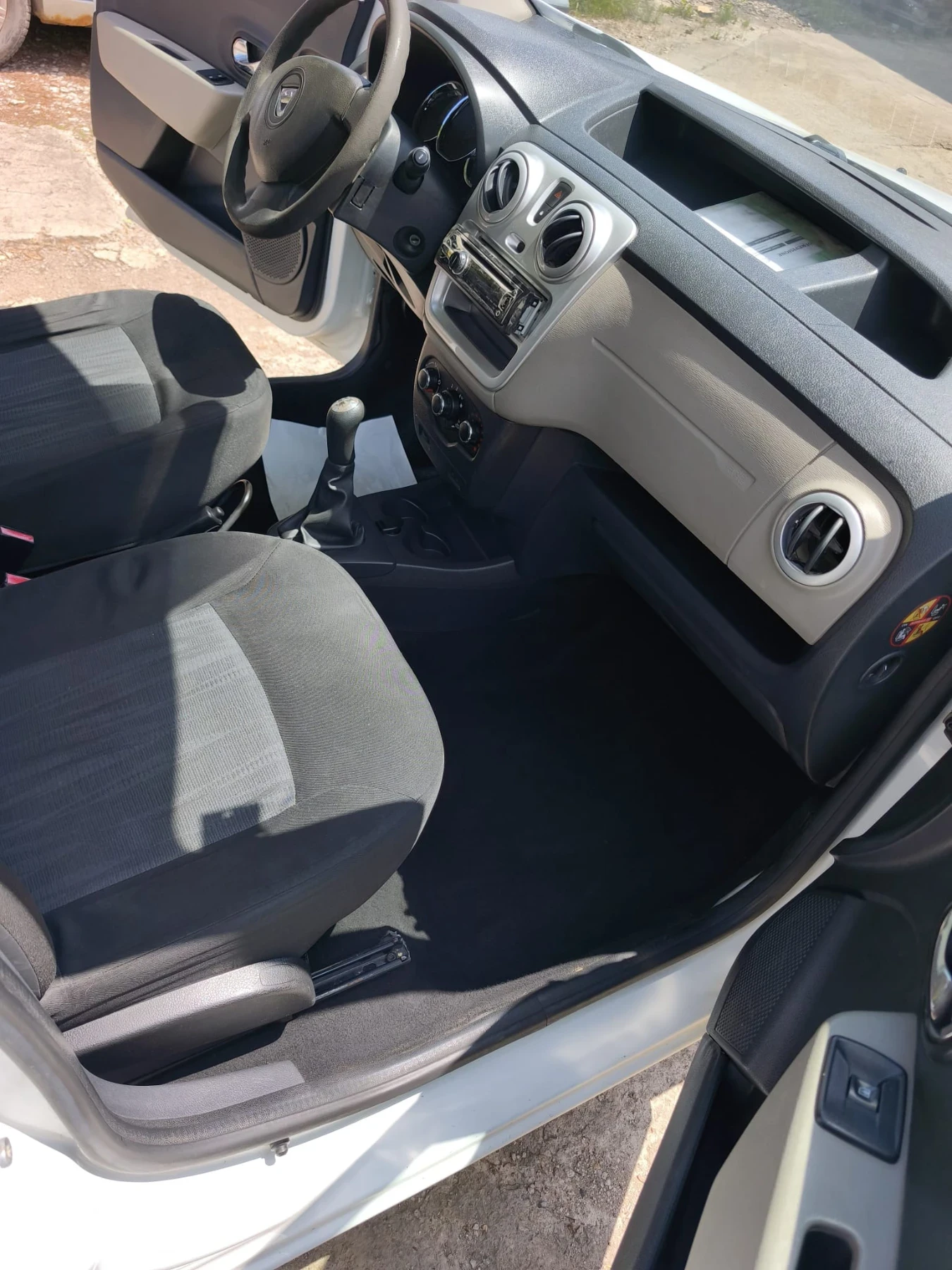 Dacia Dokker, снимка 2 - Автомобили и джипове - 54819904