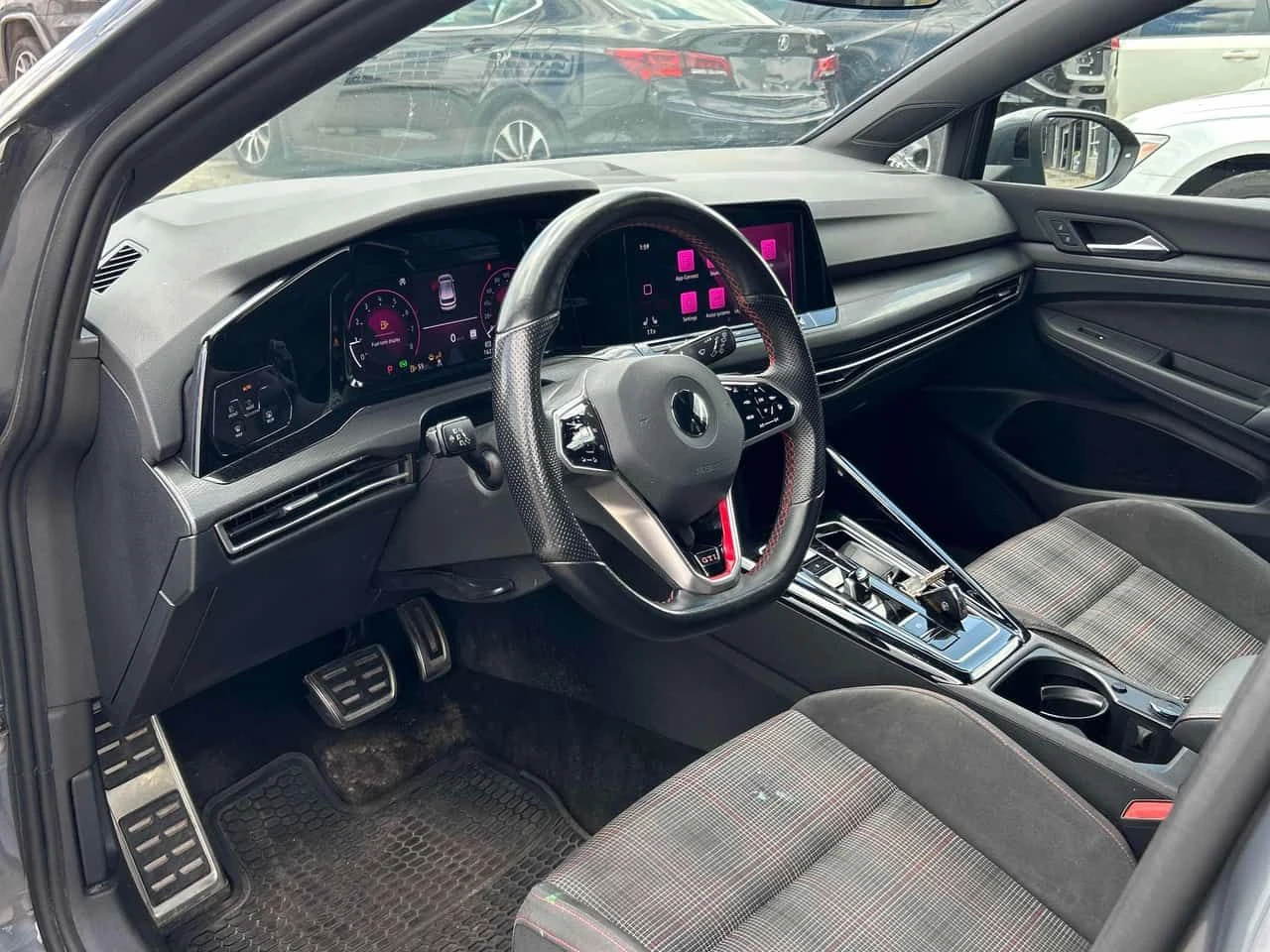 VW Golf GTI/CARFAX/ПОДГРЕВ/ФИНАНСИРАНЕ, снимка 5 - Автомобили и джипове - 54956787