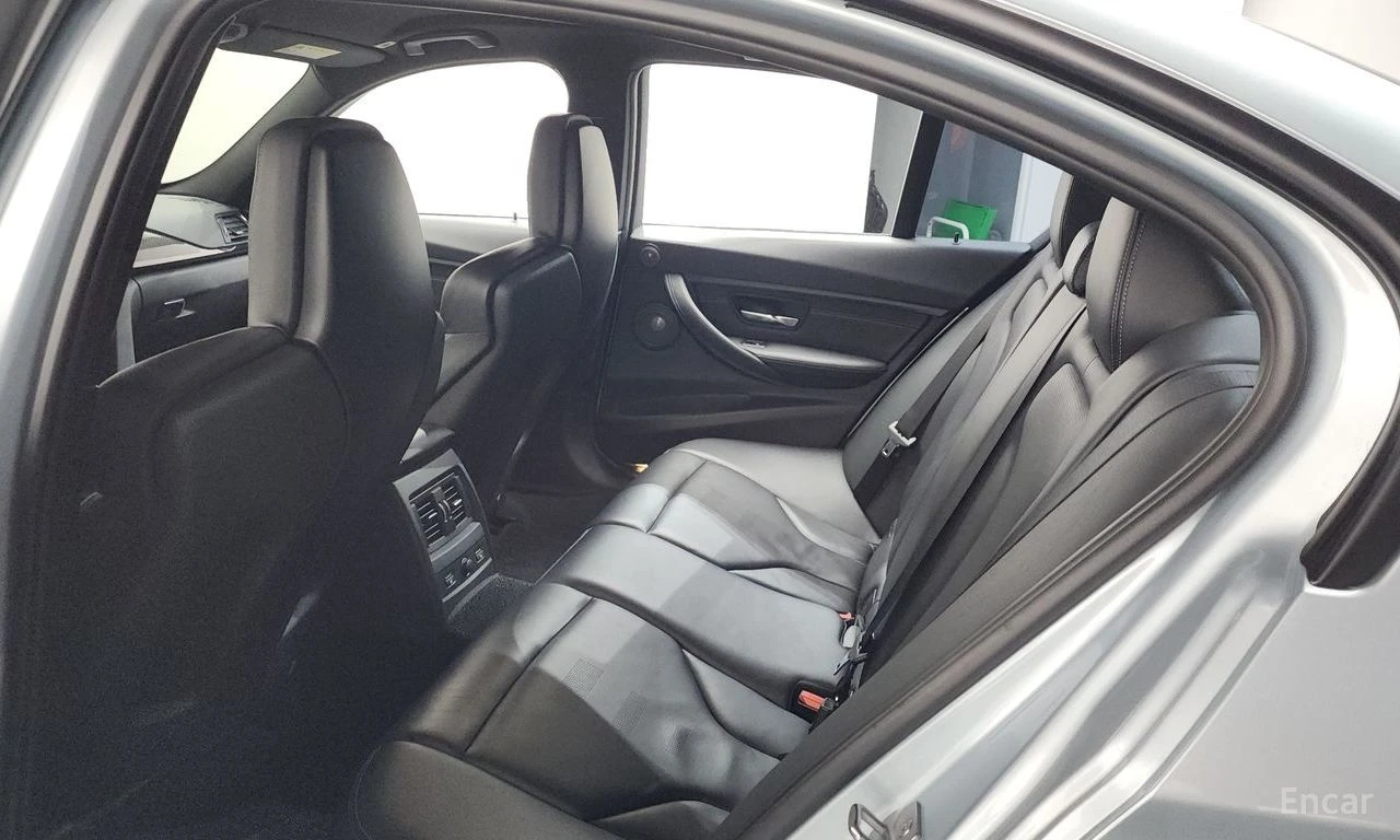 BMW M3 HARMON* KARDON* 360КАМЕРА* ХЕДЪП* , снимка 14 - Автомобили и джипове - 55467322