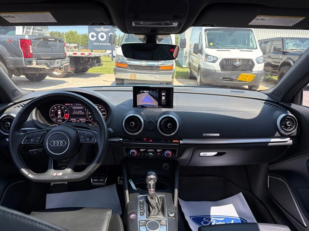 Audi S3 2.0T * Technik * АвтоКредит * (ЦЕНА ДО БГ), снимка 10 - Автомобили и джипове - 55617233