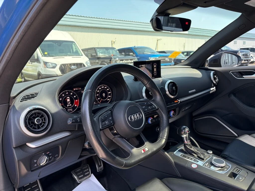 Audi S3 2.0T * Technik * АвтоКредит * (ЦЕНА ДО БГ), снимка 11 - Автомобили и джипове - 55617233