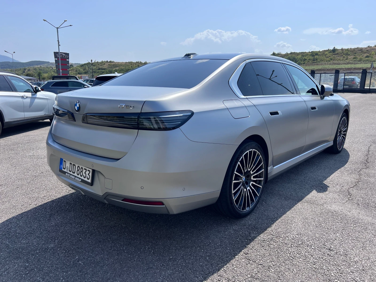 BMW i7 I 60 x drive, снимка 4 - Автомобили и джипове - 55644776