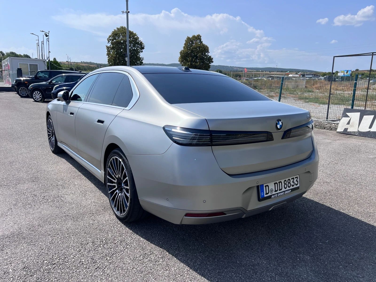 BMW i7 I 60 x drive, снимка 5 - Автомобили и джипове - 55644776