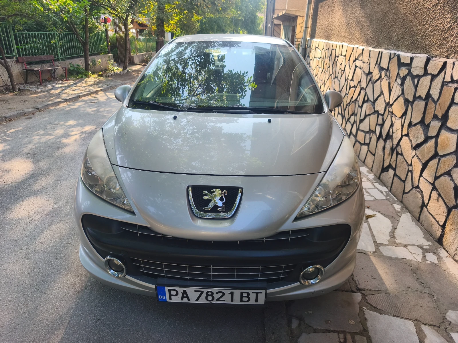 Peugeot 207