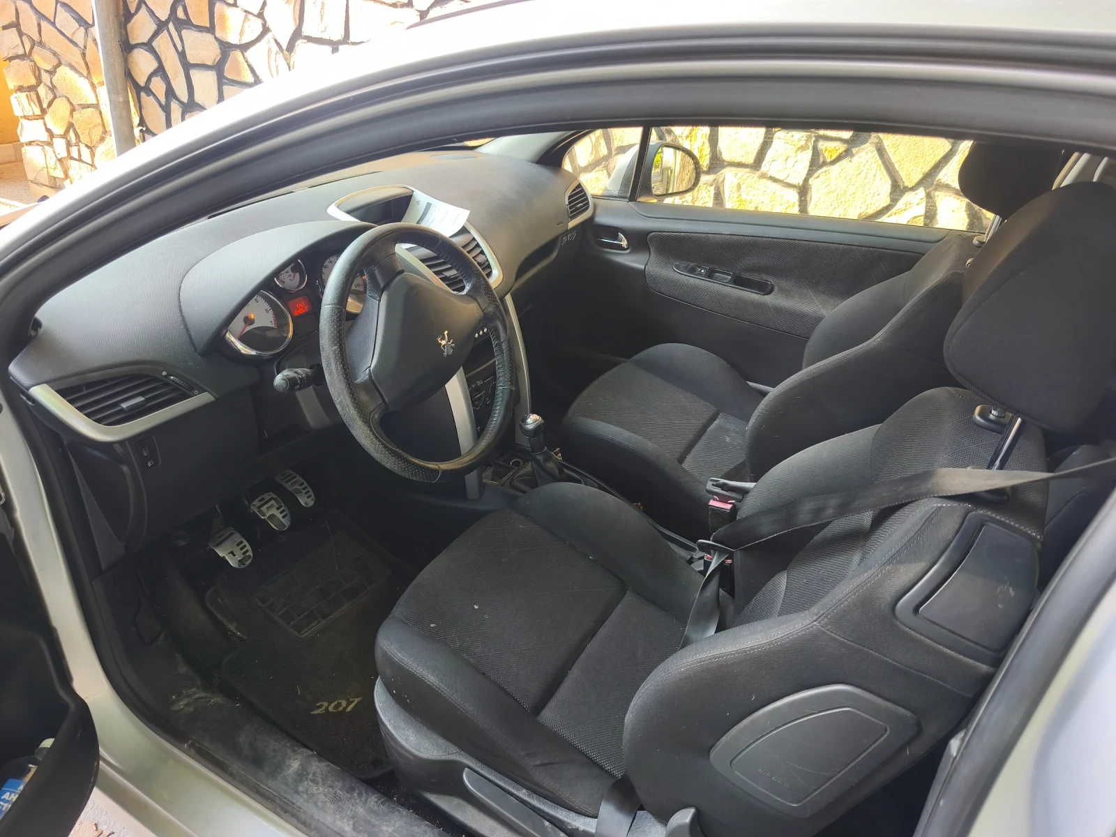 Peugeot 207, снимка 6 - Автомобили и джипове - 55649389