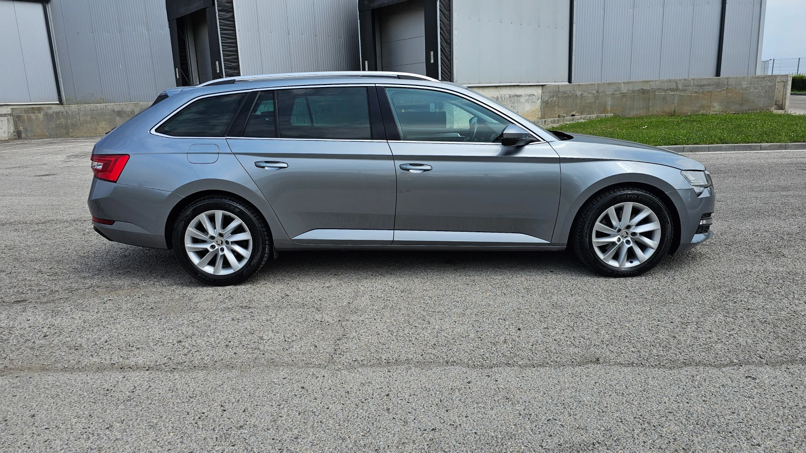 Skoda Octavia 2.0TDI  Avtomatik , снимка 6 - Автомобили и джипове - 55693163