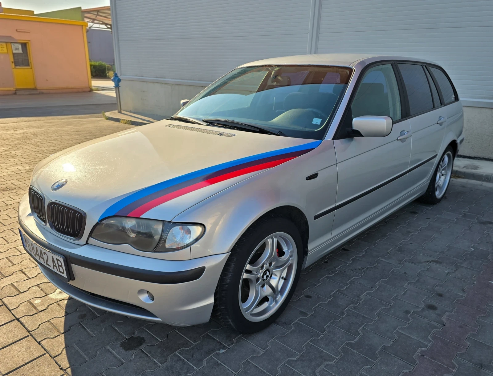 BMW 320
