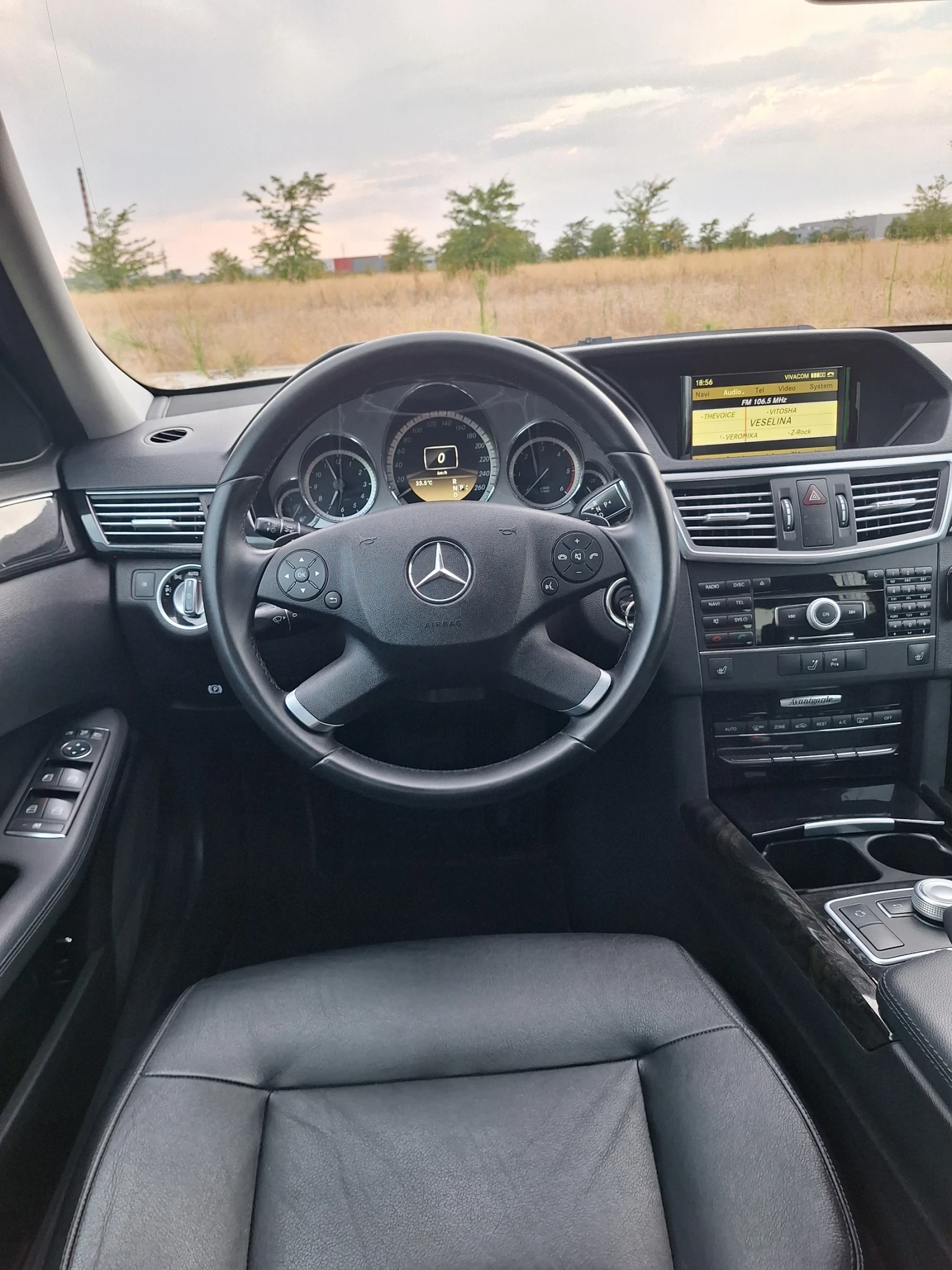 Mercedes-Benz E 350 3.5 CDI Avantgarde , снимка 10 - Автомобили и джипове - 55932325