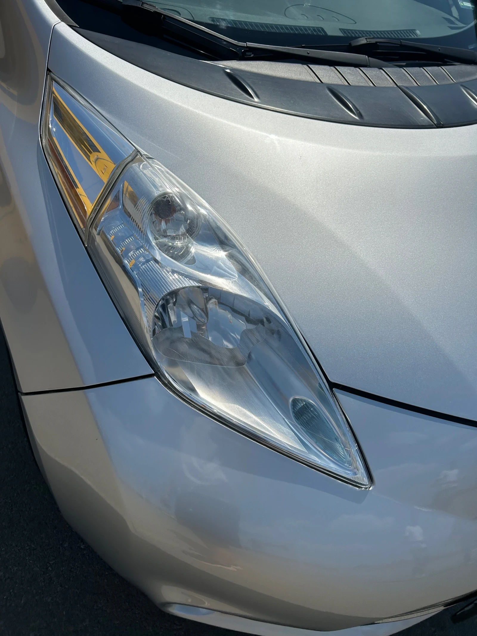 Nissan Leaf , снимка 2 - Автомобили и джипове - 55960915
