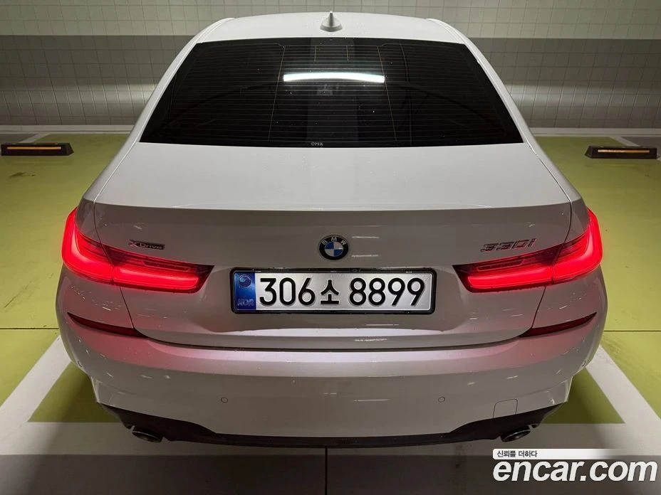 BMW 330 330i xDrive M Sport, снимка 15 - Автомобили и джипове - 56156617