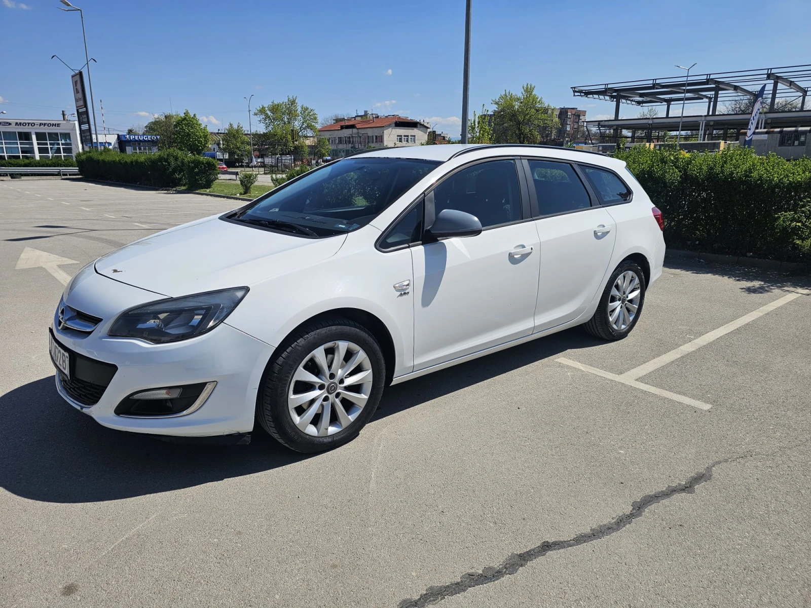 Opel Astra Sports Tourer 1.7 CDTI 6 �������� | Mobile.bg � ����������� 2