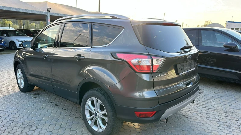 Ford Kuga 2.0D 4x4, снимка 4 - Автомобили и джипове - 47959503