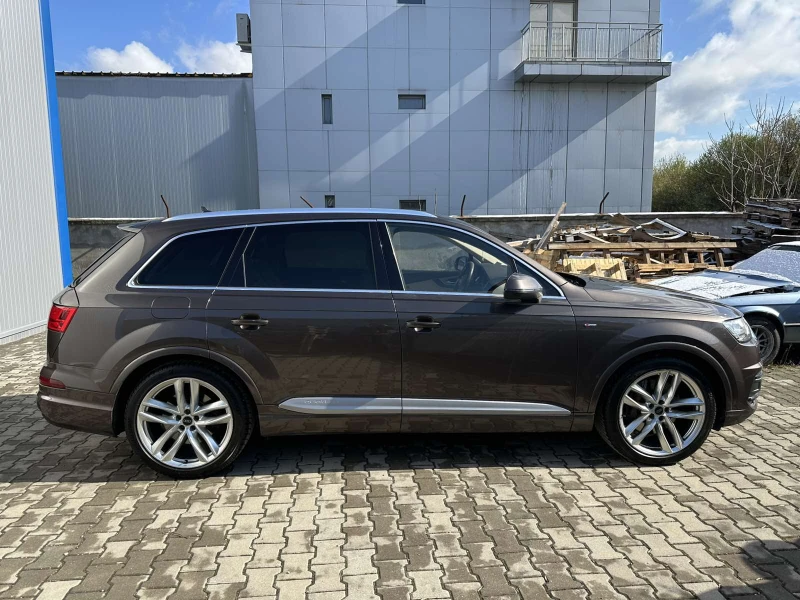 Audi Q7, снимка 14 - Автомобили и джипове - 51416737