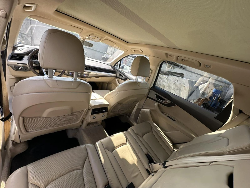 Audi Q7, снимка 12 - Автомобили и джипове - 51416737