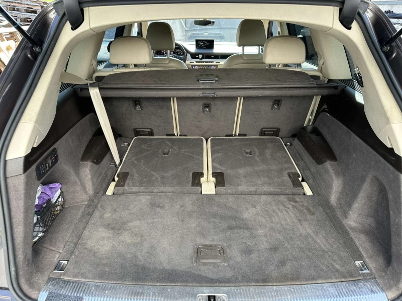 Audi Q7, снимка 16 - Автомобили и джипове - 51416737