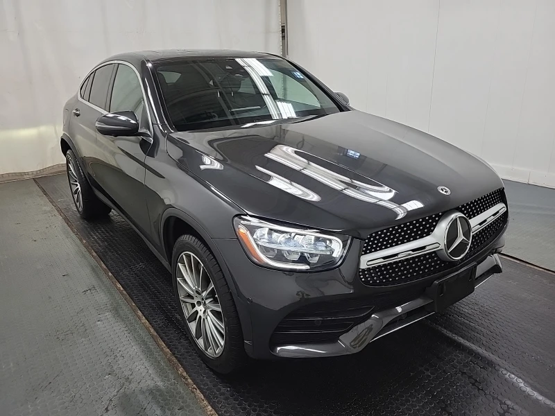 Mercedes-Benz GLC 300 AMG-Line * Без забележки * CARFAX * , снимка 2 - Автомобили и джипове - 53502115