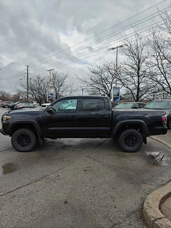 Toyota Tacoma * 4x4 Double Cab SB * CARFAX *  - изображение 2