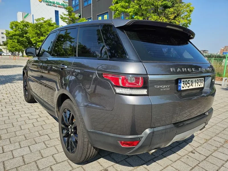 Land Rover Range Rover Sport 3.0D, снимка 6 - Автомобили и джипове - 54500571