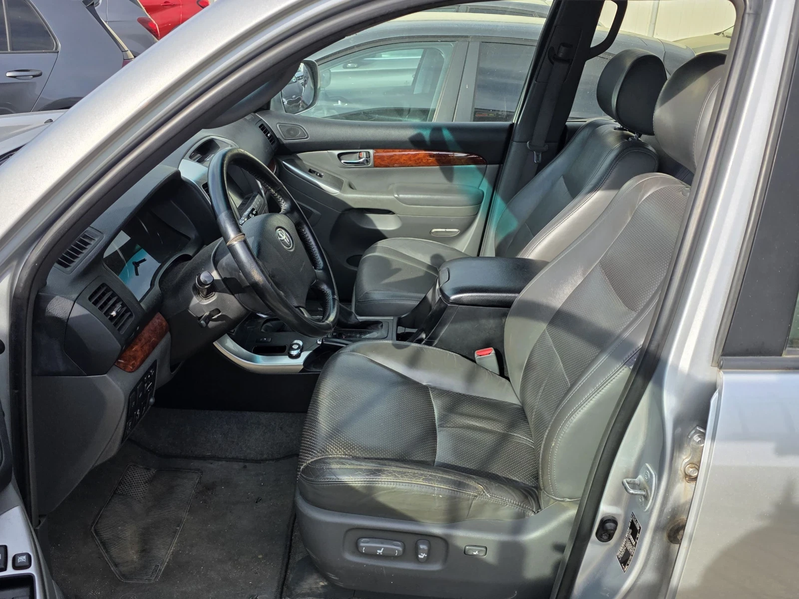 Toyota Land cruiser 3.0 D-4D | 166кс | Автоматик 5 скорости | Обслужен - изображение 4