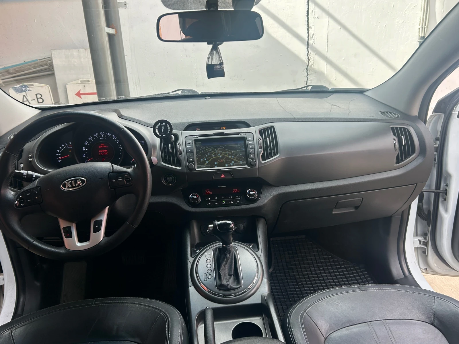 Kia Sportage 4x4 AWD LPG, снимка 12 - Автомобили и джипове - 53282707
