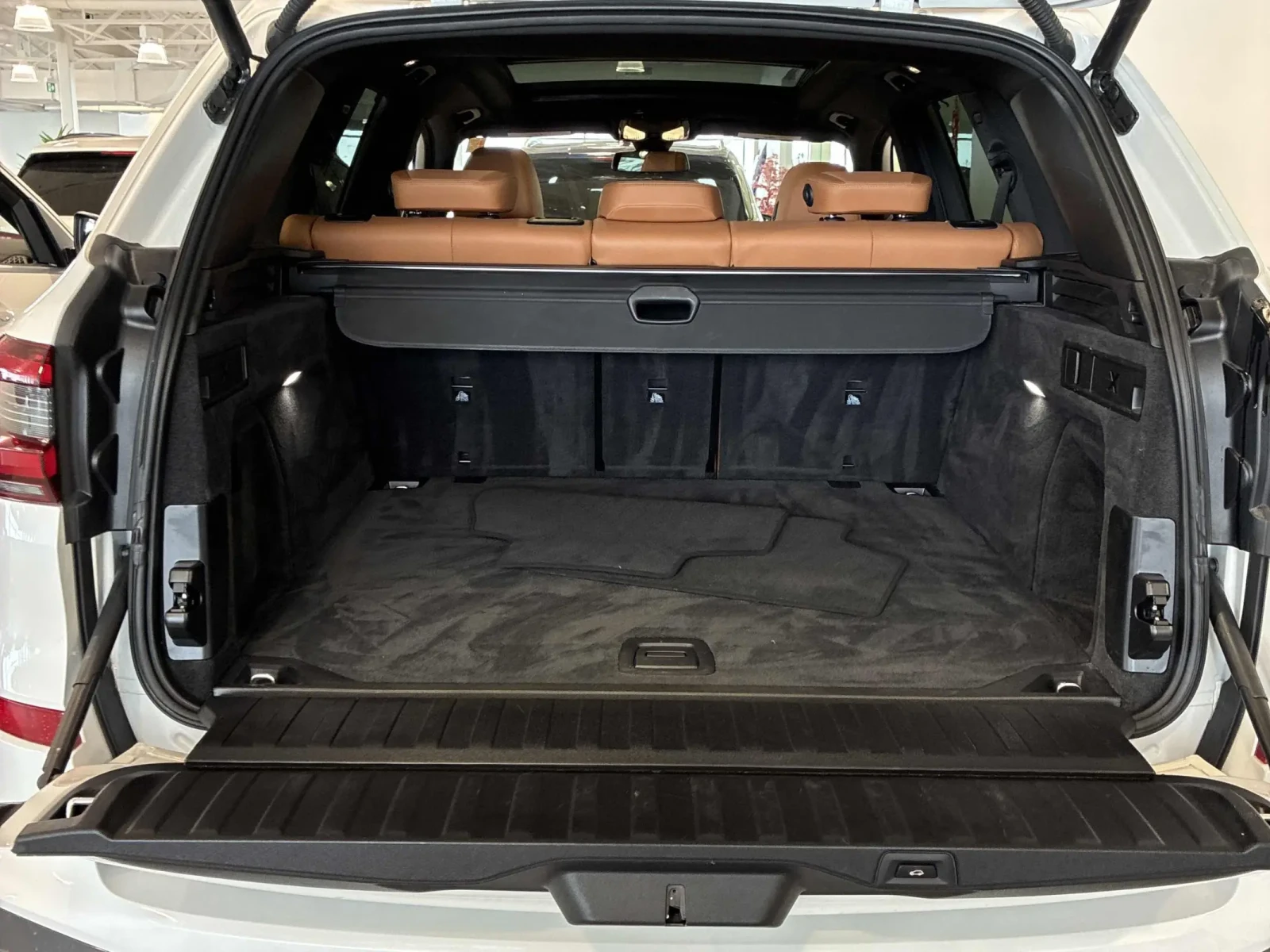 BMW X5 xDrive40i  CARFAX | Mobile.bg � ����������� 12