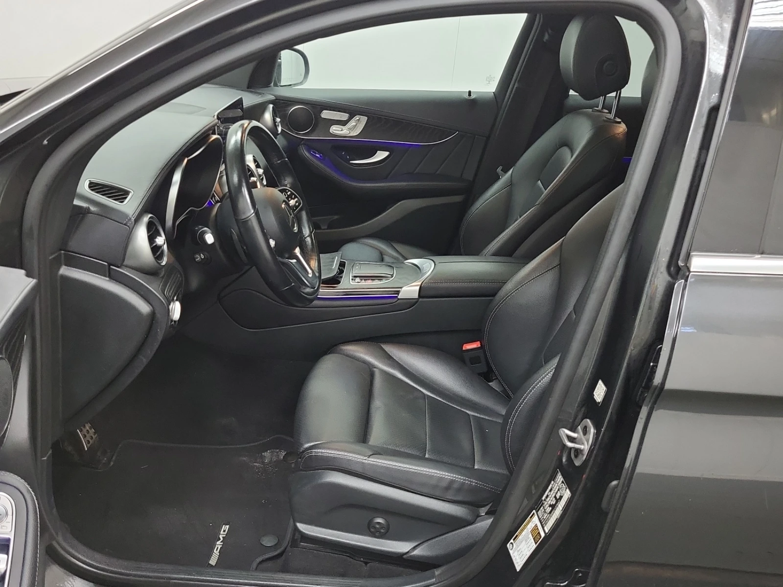 Mercedes-Benz GLC 300 AMG-Line * Без забележки * CARFAX *  - изображение 10