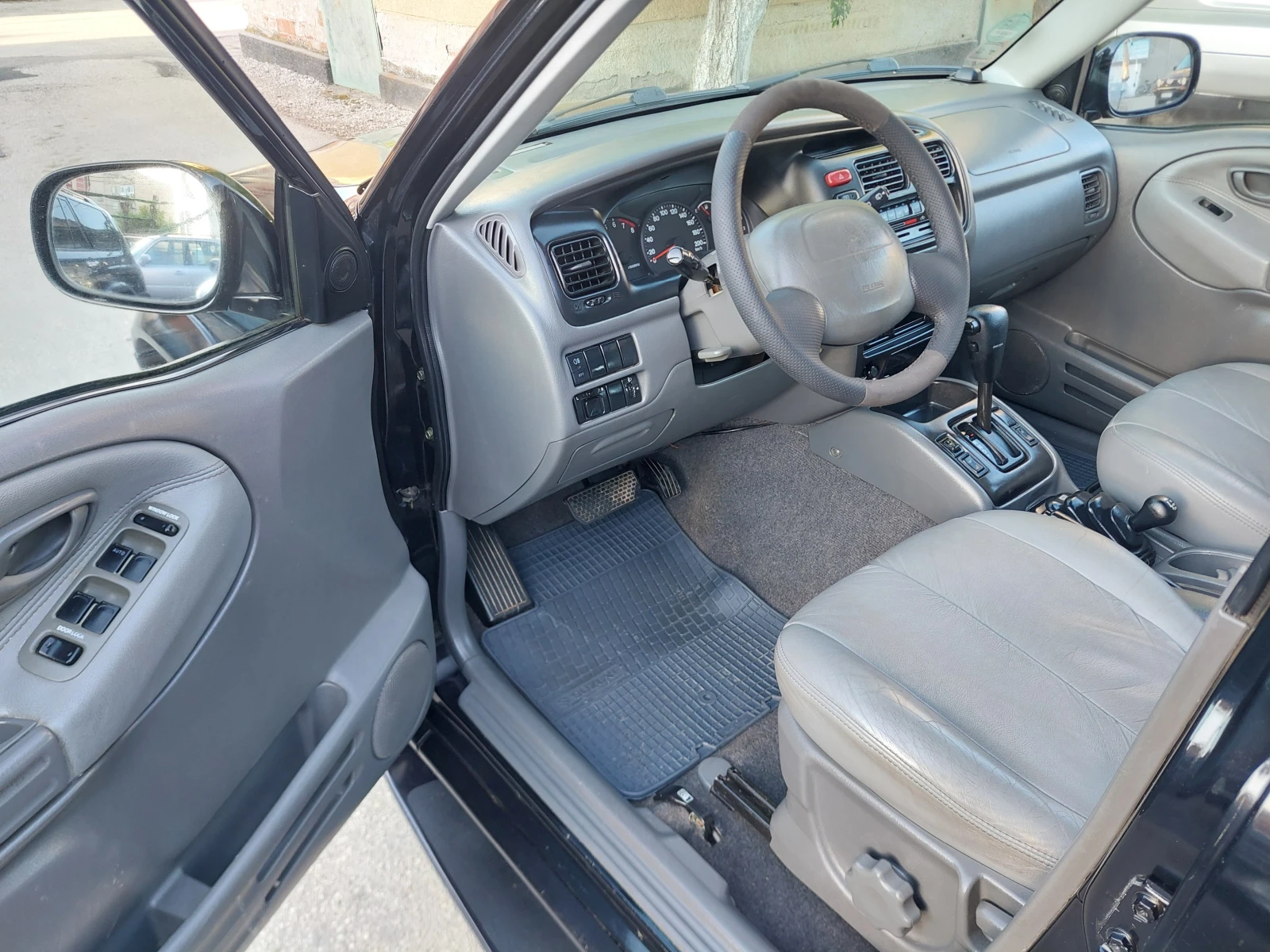 Suzuki Grand vitara 2, 5i-144kc.-��� ��������� | Mobile.bg � ����������� 7