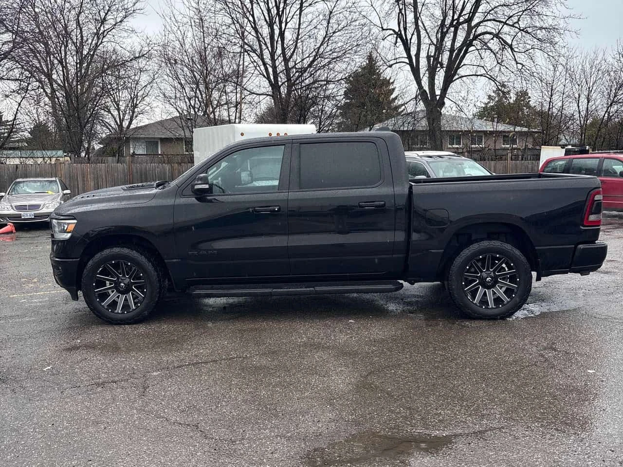 Dodge RAM 1500 | Sport | ПАНОРАМА | CARFAX | ПОДГРЕВ  | , снимка 2 - Автомобили и джипове - 54460260